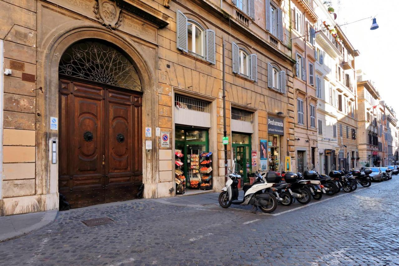 Roma Suite Monti Bagian luar foto