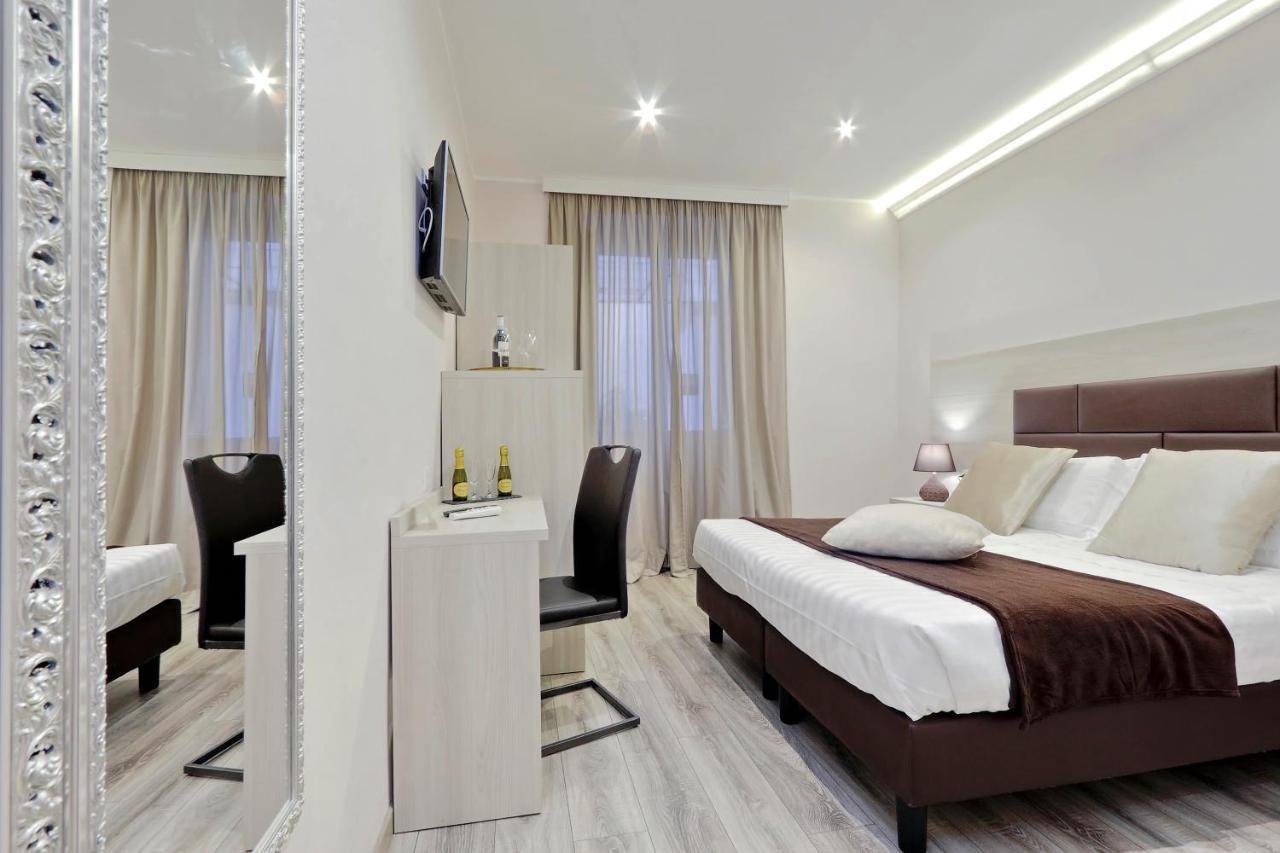 Roma Suite Monti Bagian luar foto