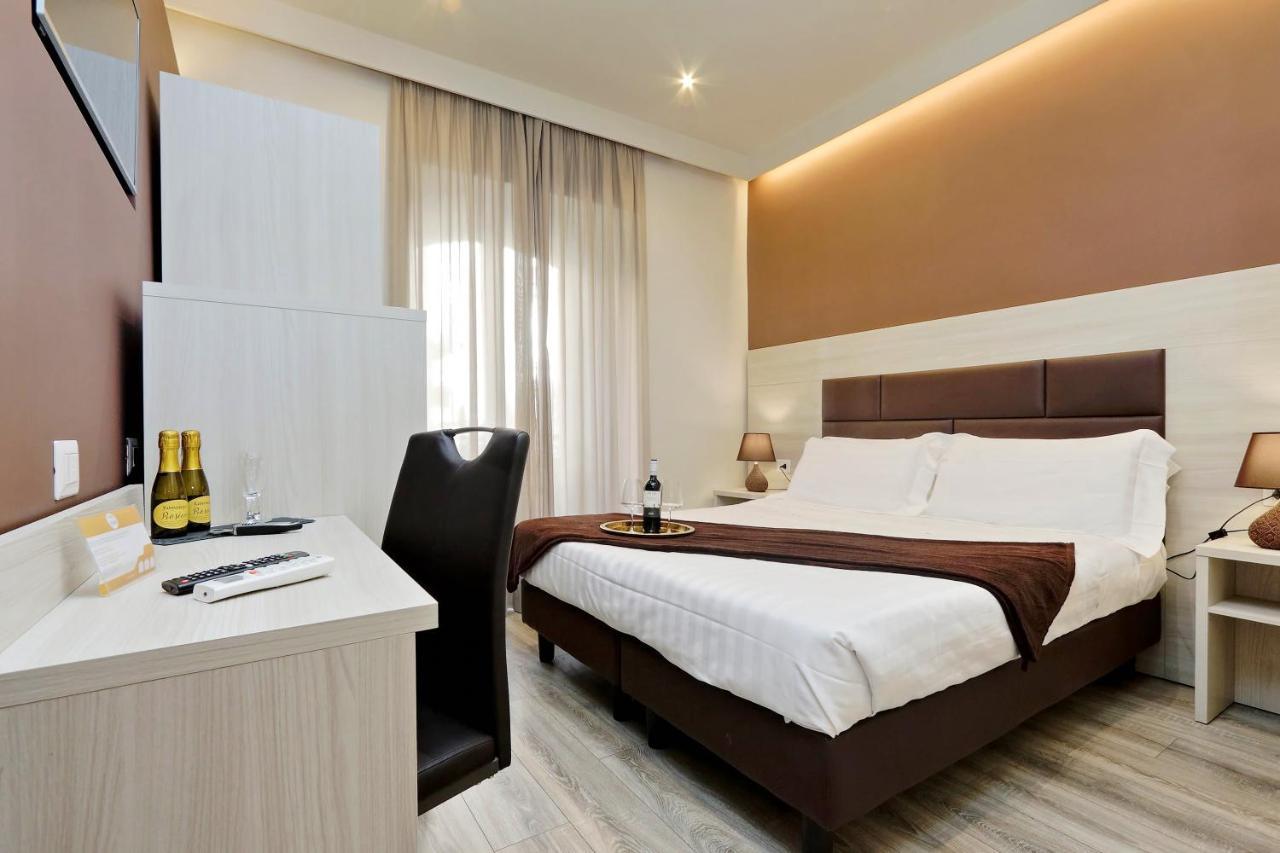 Roma Suite Monti Bagian luar foto