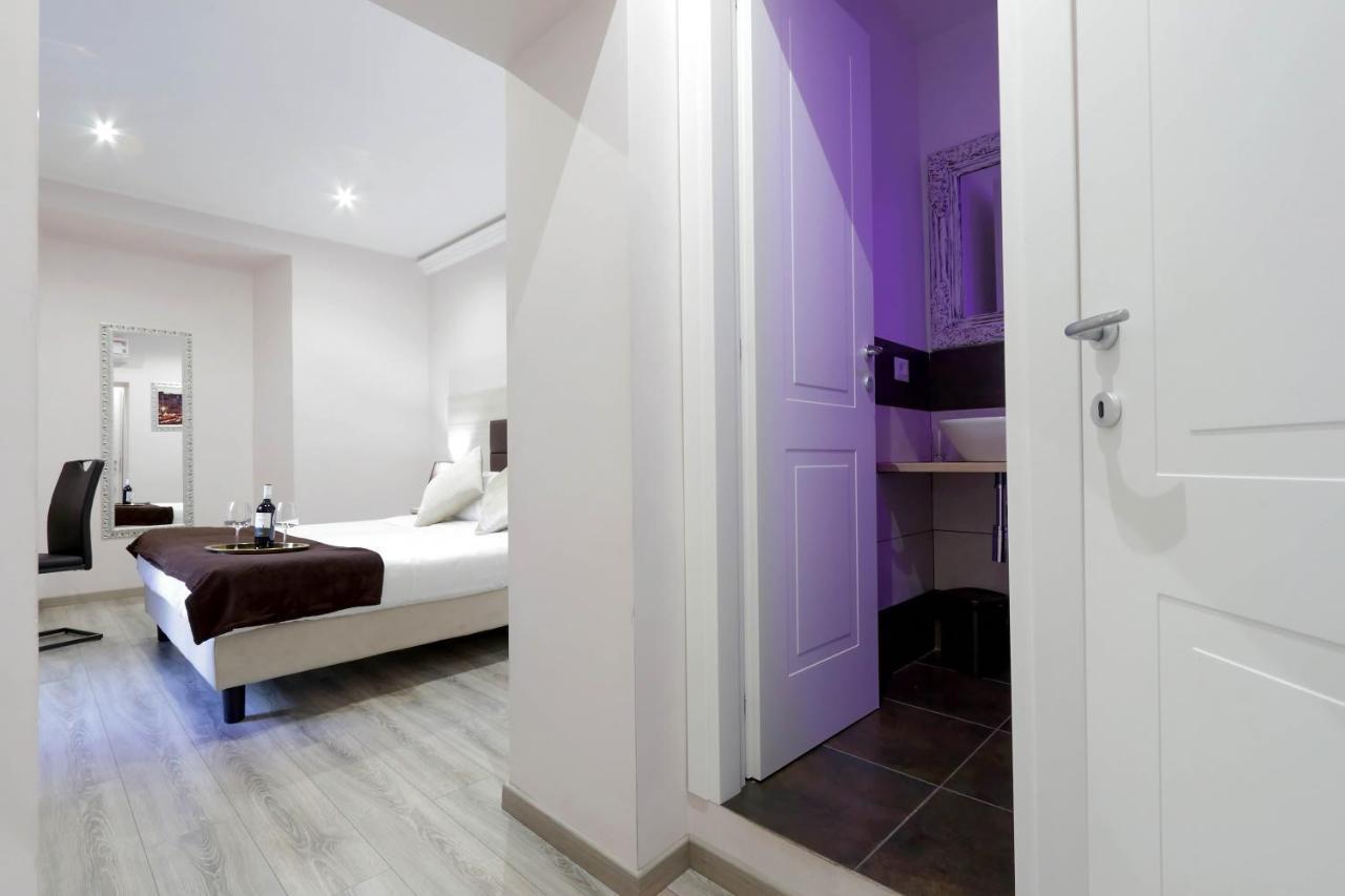 Roma Suite Monti Bagian luar foto