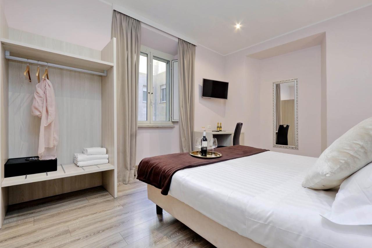 Roma Suite Monti Bagian luar foto